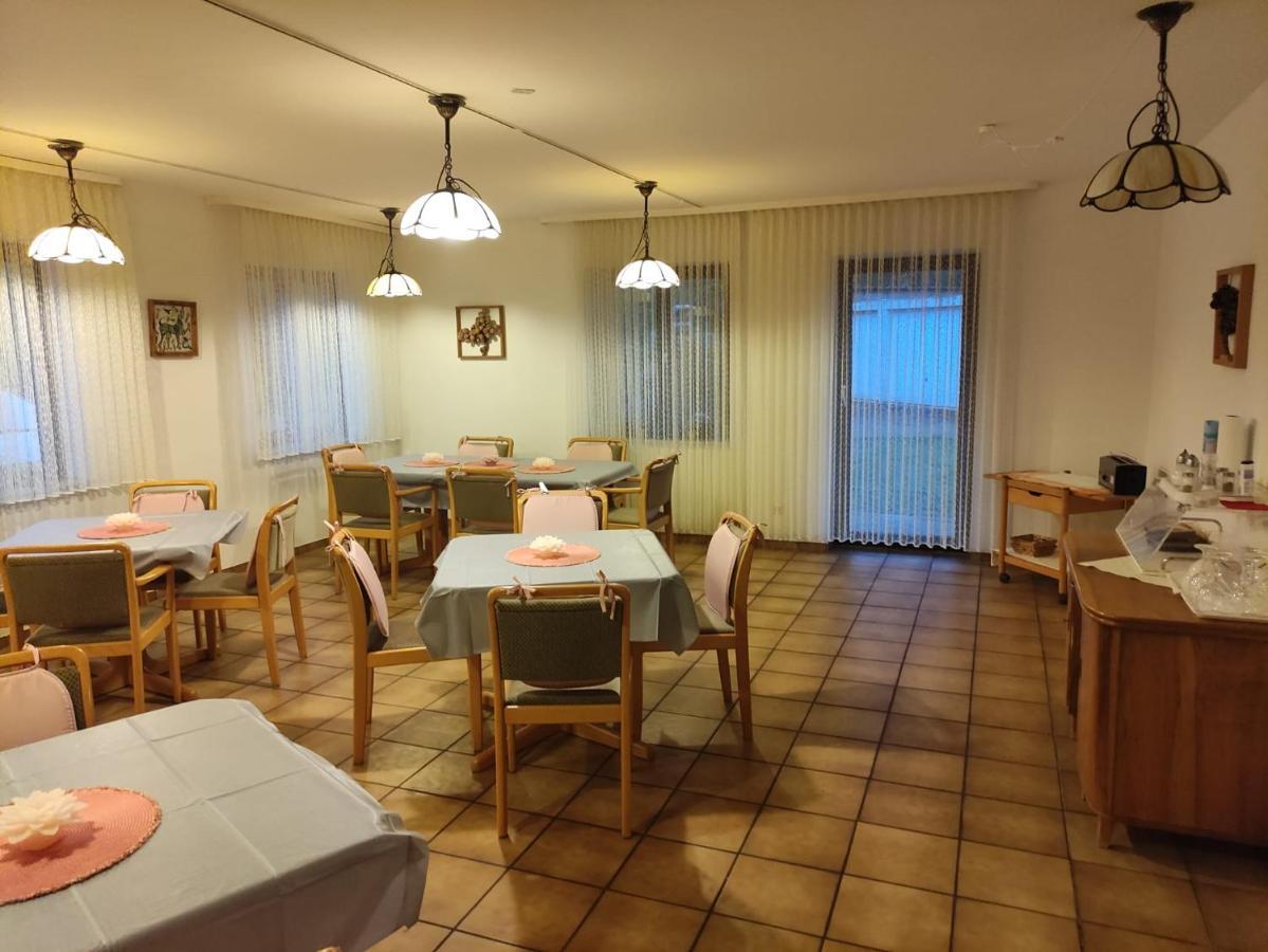 Auf Dem Roten Fels Eppenbrunn Buitenkant foto